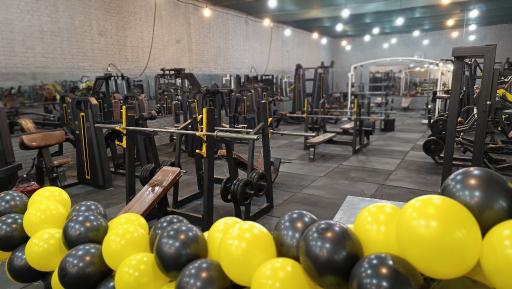 عکس باشگاه بدن سازی آرسام