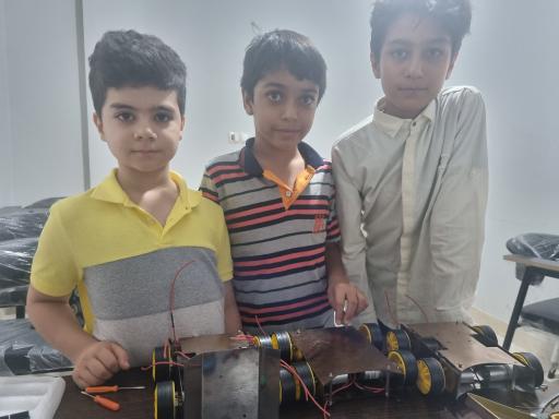 عکس آموزشگاه کودک و نوجوان رباتیک سیگما
