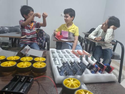 عکس آموزشگاه کودک و نوجوان رباتیک سیگما