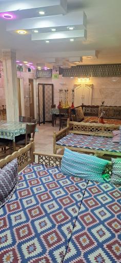 عکس کافه رستوران میزبان