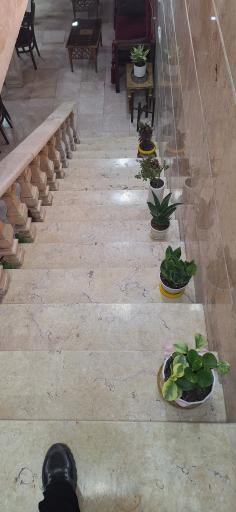 عکس کافه رستوران میزبان