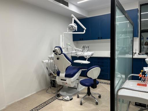 عکس کلینیک دندانپزشکی هلسا