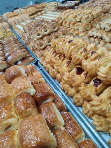 عکس شیرینی سناتور