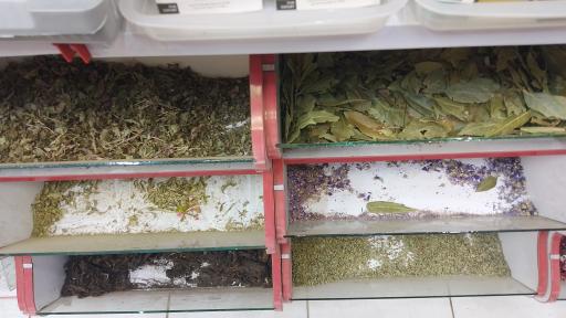 عکس عطاری و خشکبار نیازی