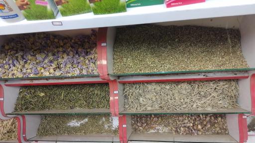 عکس عطاری و خشکبار نیازی