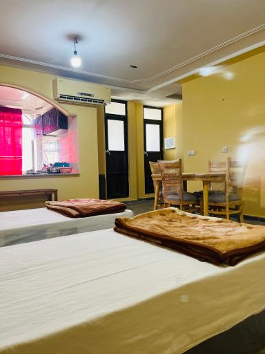 عکس مهمانسرا حافظ