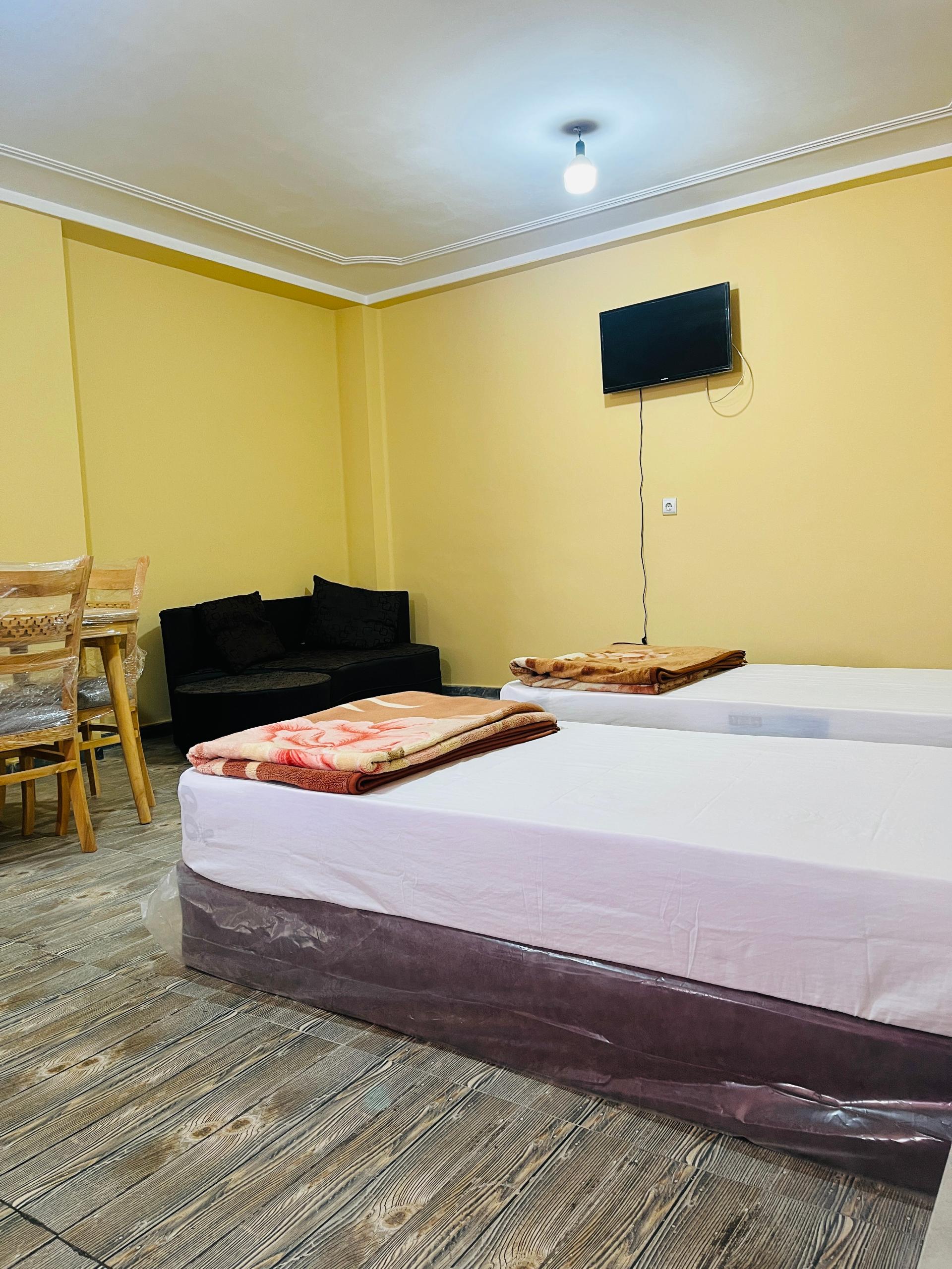 عکس مهمانسرا حافظ