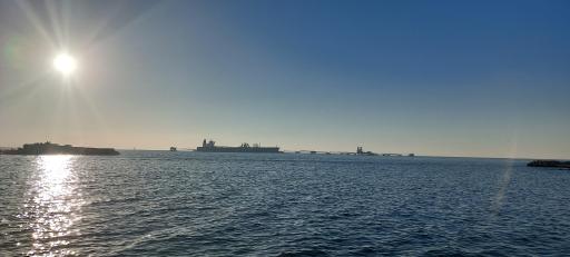 عکس جزیره خارکو