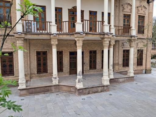 عکس عمارت سردار مفخم قزوین