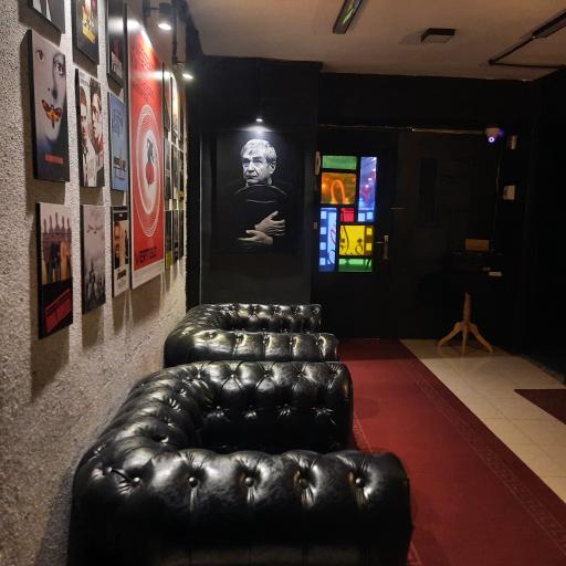 عکس آموزشگاه آزاد سینمایی هدیه فیلم