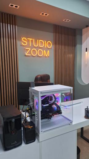 عکس استودیو زوم