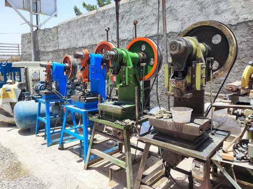 عکس ابزار و ماشین‌آلات انبار بزرگ سعادت 