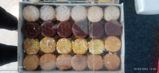 عکس شیرینی سرای قند عسل