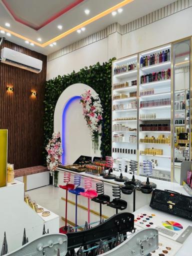 عکس آرایشی کیوت لند