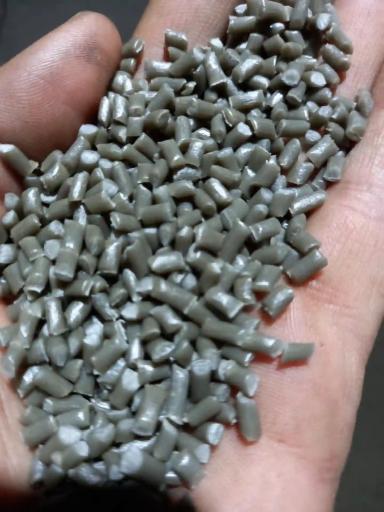 عکس آریانا پلاستیک (تولید کننده انواع مواد گرانولی پلاستیک)