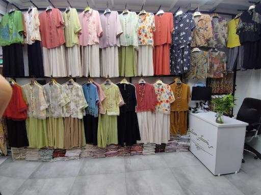 عکس پوشاک رنگین کمان