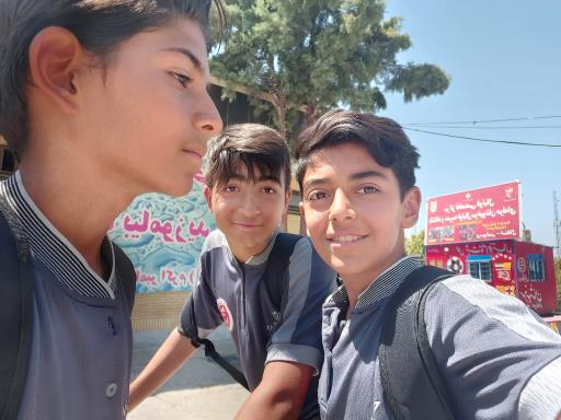 عکس چمن مصنوعی ۱۵ خرداد