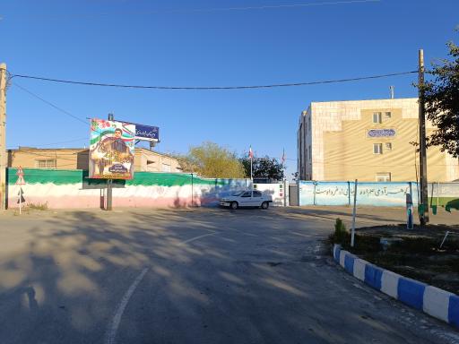 عکس دبیرستان نمونه دولتی آیت الله خامنه ای گلمکان