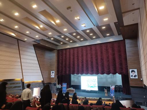 عکس سالن فرهنگ و هنر