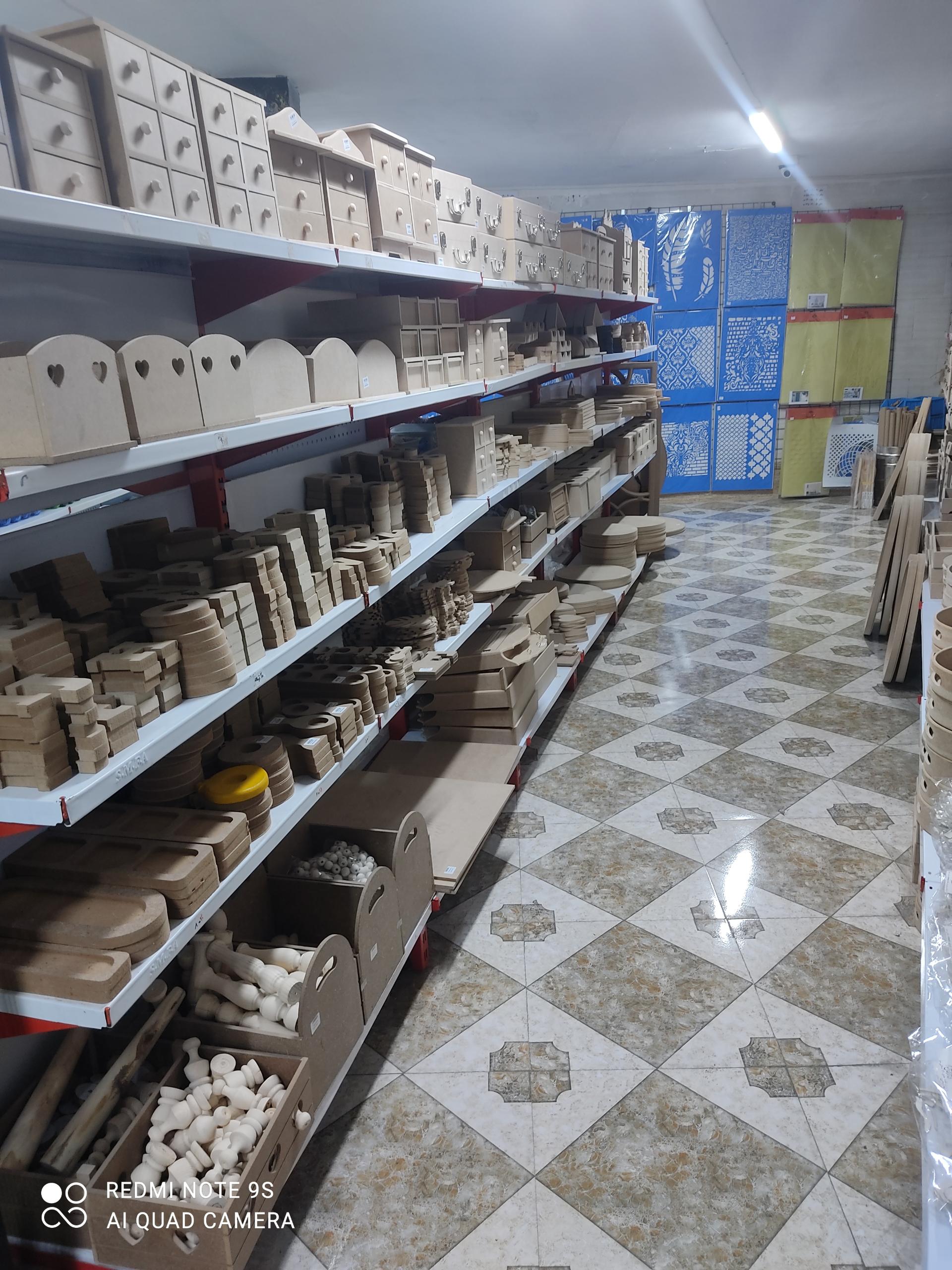 عکس گالری بوم رنگ