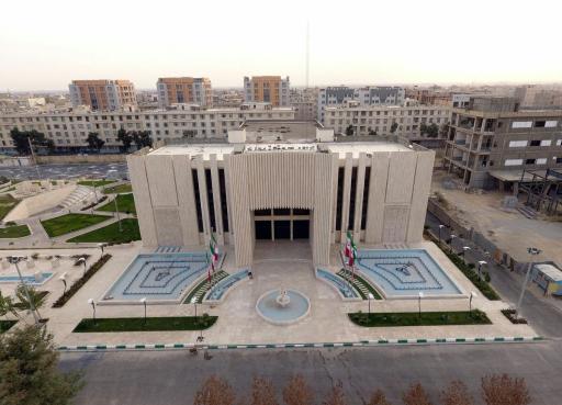 عکس سالن فرهنگ و هنر