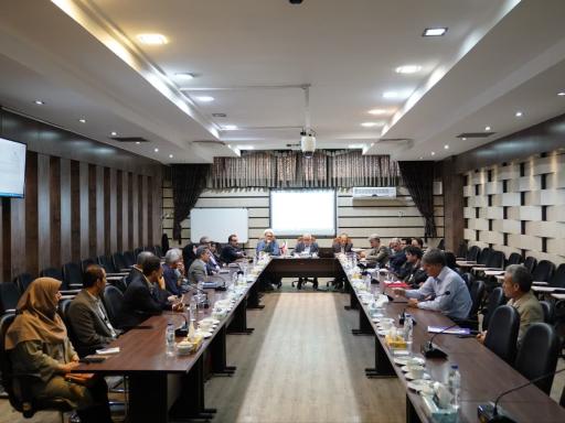 عکس سالن جلسات ستادی دانشگاه علوم پزشکی استان همدان