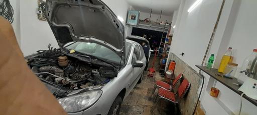 عکس تعمیرگاه تخصصی گیربکس گشتاور