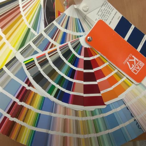 عکس فروشگاه پیکو کالر شیراز