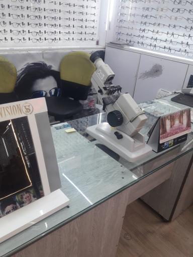 عکس عینک آریانا