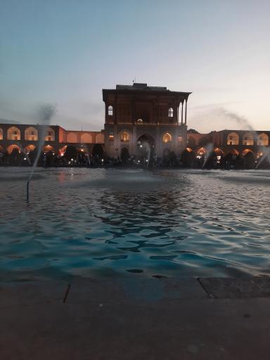 عکس حوض میدان نقش جهان