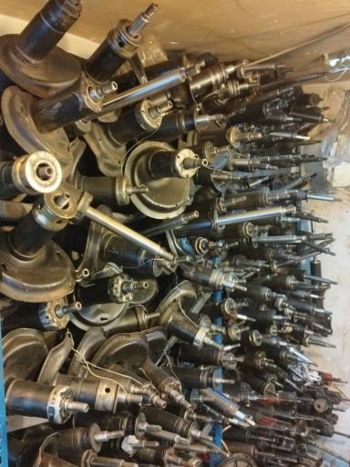 عکس کمک فنرسازی پاشایی