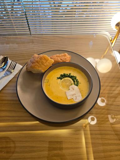 عکس کافه و رستوران نیل