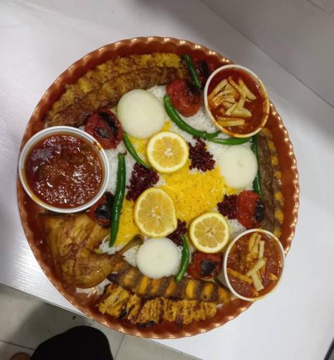 عکس آشپزخانه بیرون بر زندی