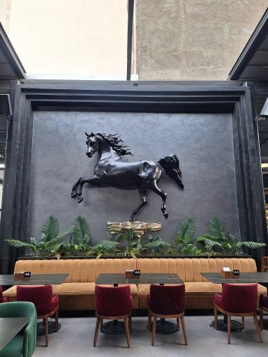 عکس پیتزا شبدیز هفت تیر