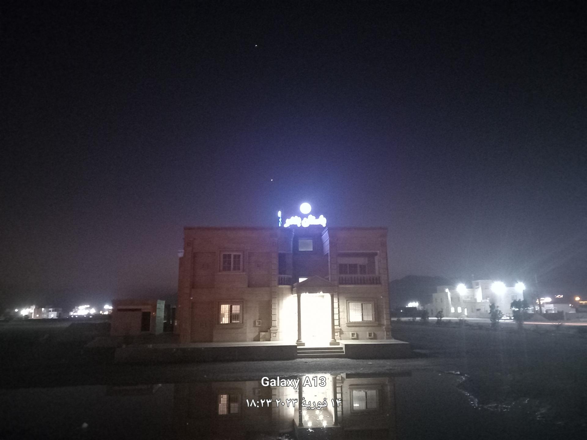 عکس شرکت حمل و نقل باستان بندر