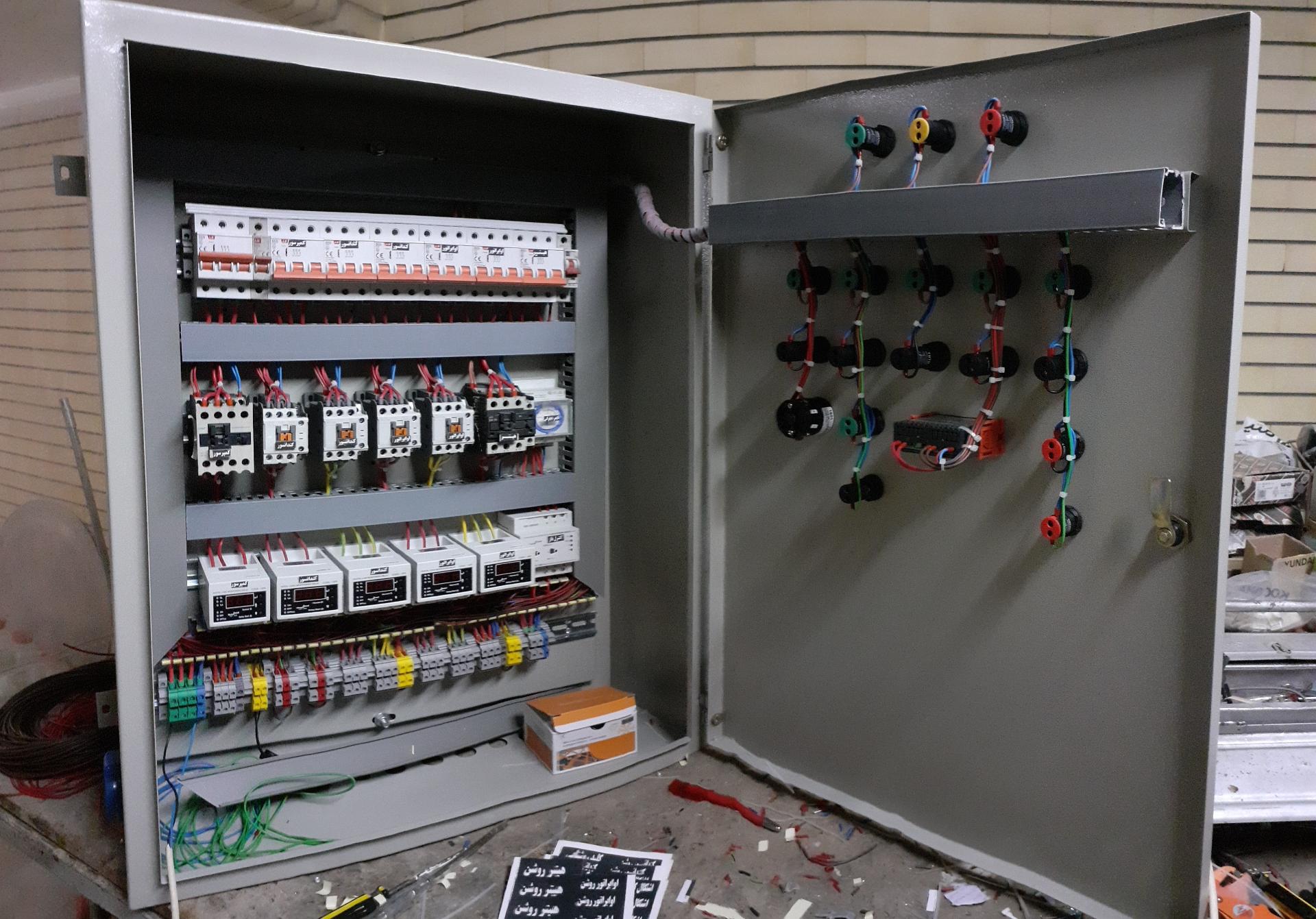 عکس خدمات برق صنعتی تابش