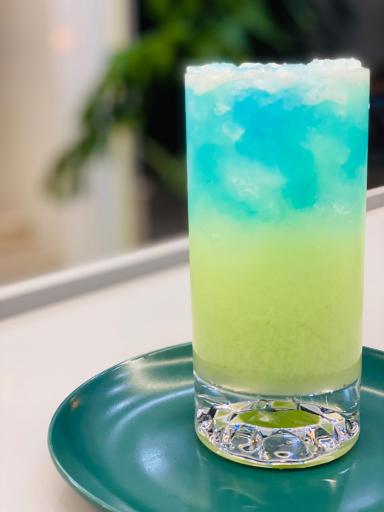 عکس کافه وی