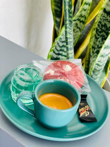 عکس کافه وی