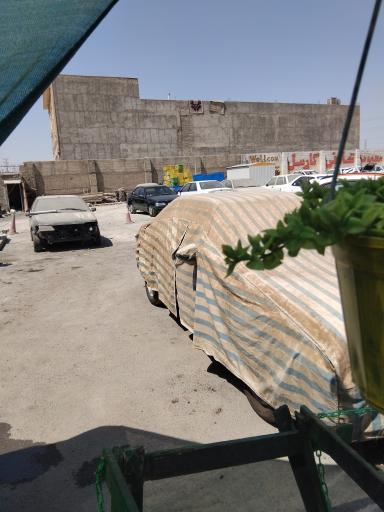 عکس پارکینگ عمومی خورشید