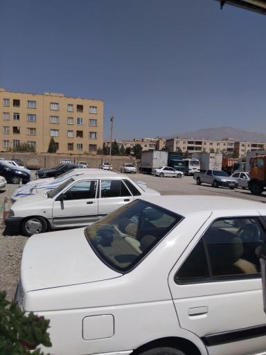 عکس پارکینگ عمومی خورشید
