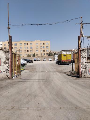 عکس پارکینگ عمومی خورشید