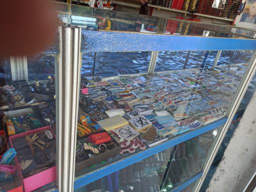 عکس لوازم یدکی و تعمیرگاه موتورسیکلت علی بهمنی