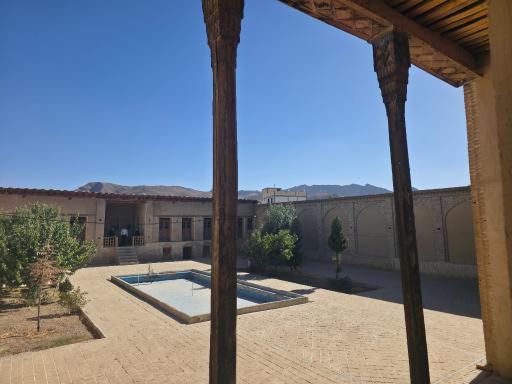 عکس عمارت خانه شجاع نظام