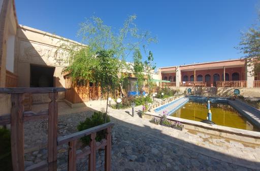 عکس عمارت خانه شجاع نظام