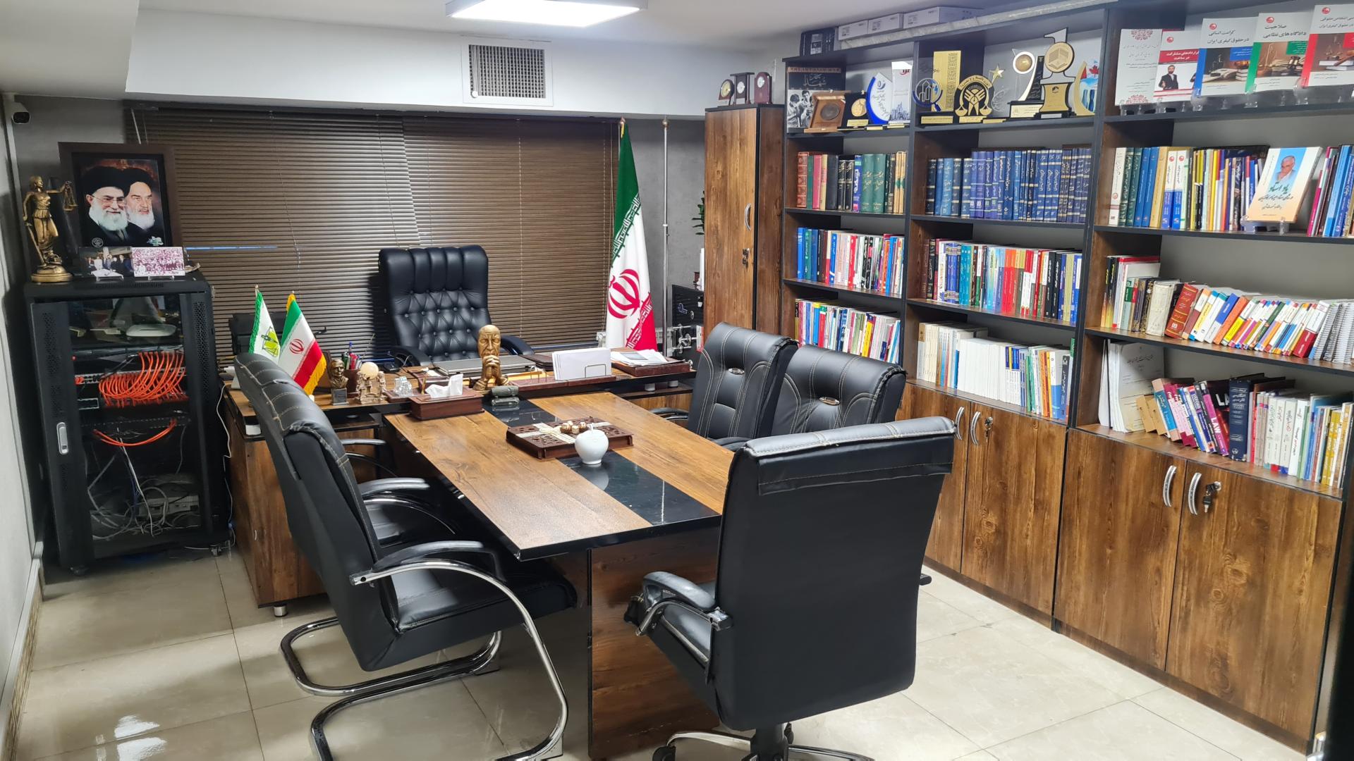 عکس دفتر خدمات الکترونیک قضایی تجریش - زعفرانیه