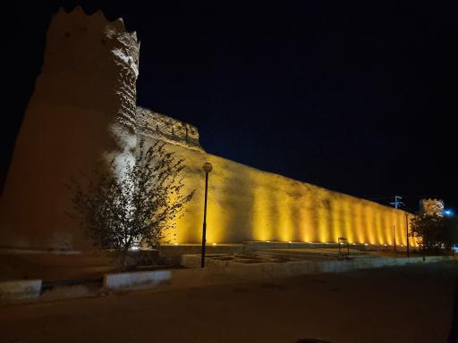 عکس قلعه محمد باقری هرات یزد