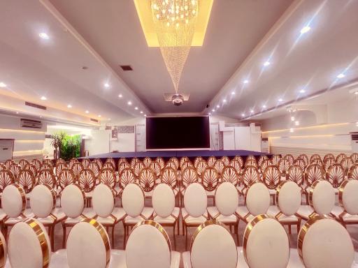 عکس مجموعه تالارهای پذیرایی هتل ایرانیان