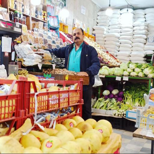 عکس بازار میوه و تره بار حاجی ارزونی