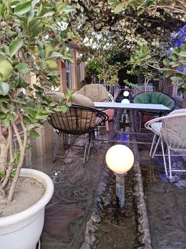 عکس کافه مکث