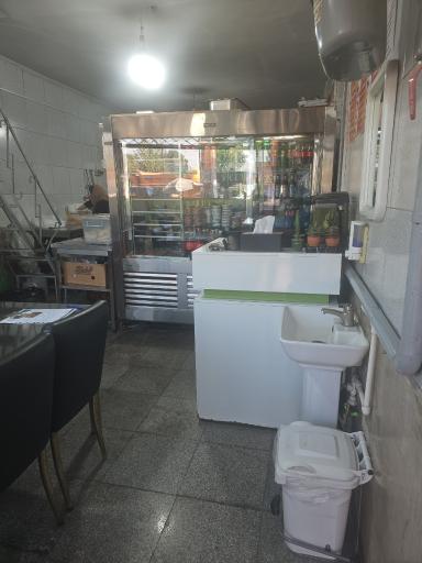 عکس کبابخانه بهار